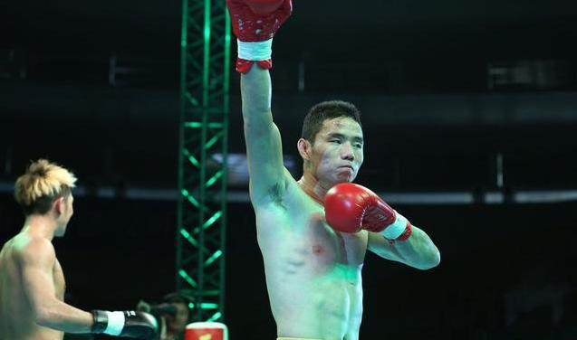 一龙被各大高手ko,一龙打韩国空手道冠军小迷妹傻眼