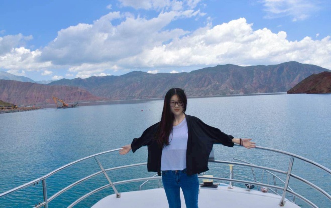 大学堪比美容院?从入学到毕业,对比照太震撼!