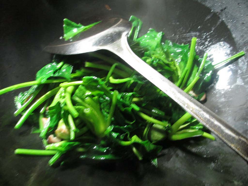 菠菜炒蛋的家常做法,番茄菠菜炒蛋