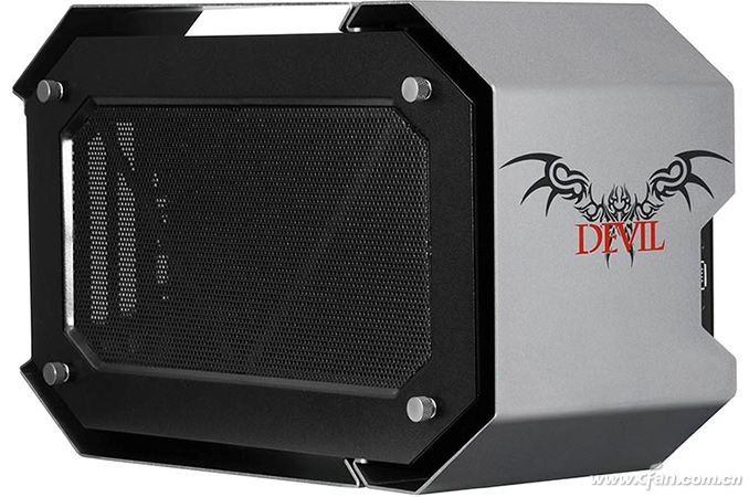 台式笔记本接口,可以匹敌台式机的笔记本