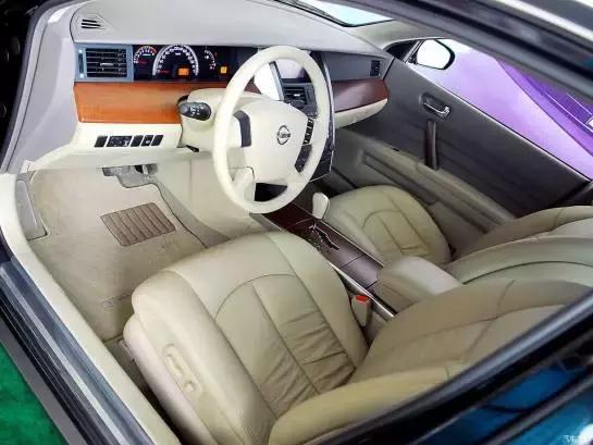 敢瞧不起四万块的3.5升V6天籁？随时秒你几条街！