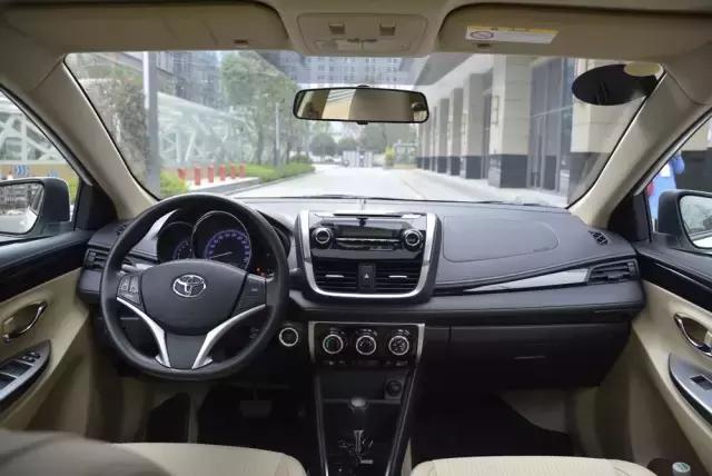 为什么我劝年轻人买二手车,yarisl致炫2020款值不值得买