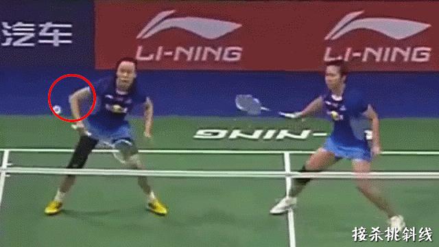 羽毛球网前扑球挥拍技巧,羽毛球挥拍技巧