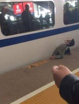 白天入室偷盗被抓视频,白天入室盗窃被抓