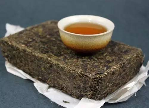 北京城的茶碗里,有1500公里外的安化黑茶