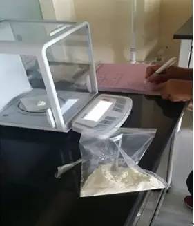 刚出生医生怎么选择奶粉,新手妈妈怎么去选奶粉