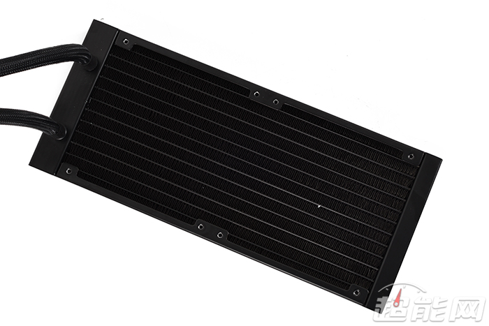 酷冷至尊MasterLiquidLite240散热器评测:初玩水冷之选