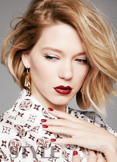 lv新款香水,买不起lv包包看看就好文案