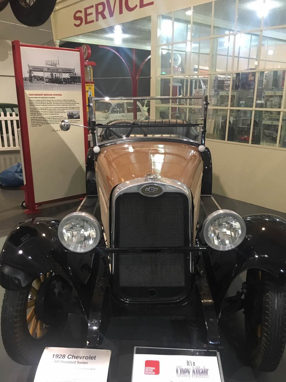 探寻澳大利亚阿德莱德：94岁车主为何如此钟爱61年车龄跑车？