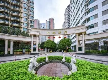 王石许家印完整视频,恒大许家印王石