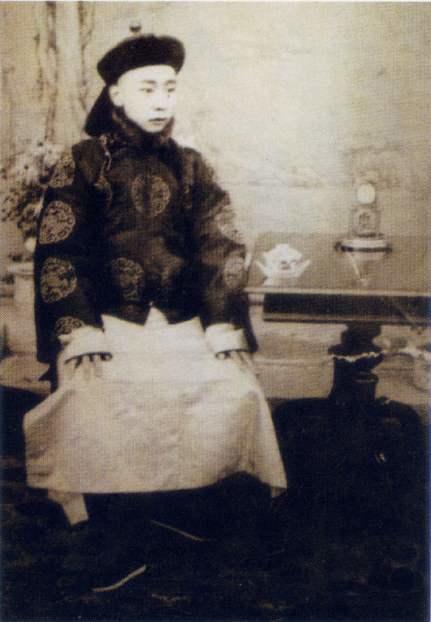 明朝皇帝在位时间最短的是哪一位,中国在位时间最短的皇帝是谁