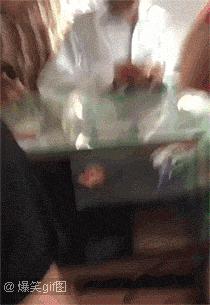 每天一笑去掉烦恼,淡忘忧愁每日一笑