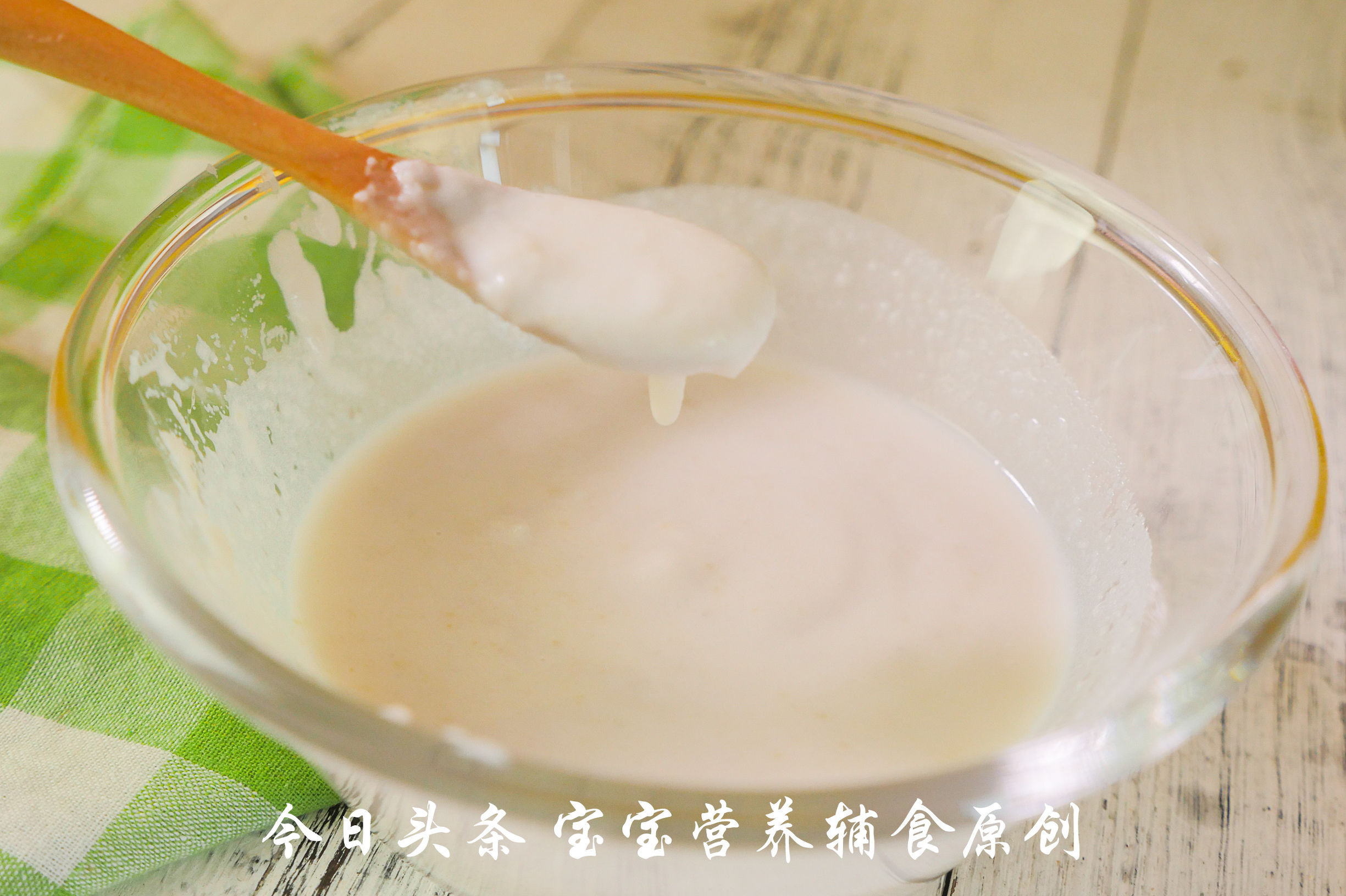 别让宝宝被便秘困扰,治疗8个月宝宝便秘的5款食谱