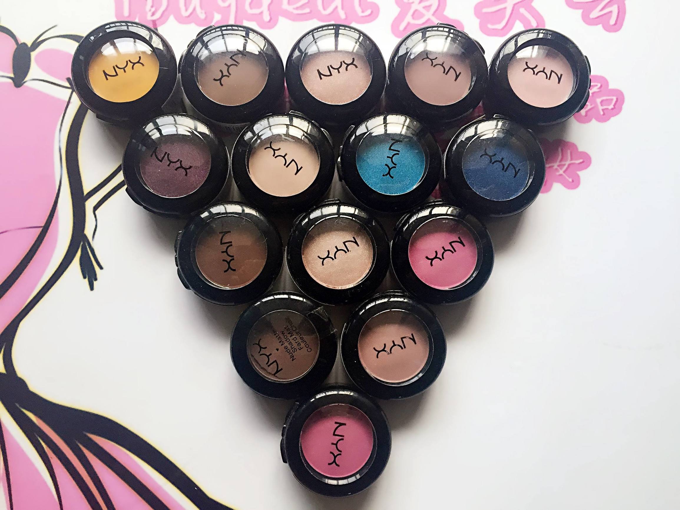 nyx眼影值得购买吗,nyx什么粉底液值得买