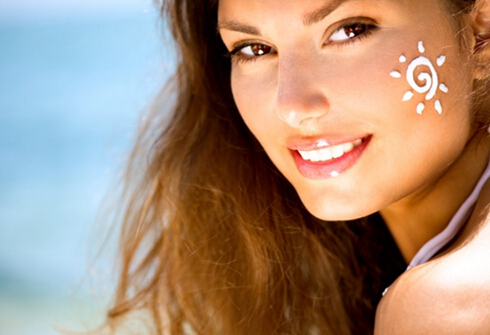 做好防晒女人就会年轻多一点,女人防晒一定要做好