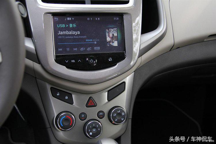 雪佛兰新款爱唯欧,雪佛兰爱唯欧哪款是三缸的