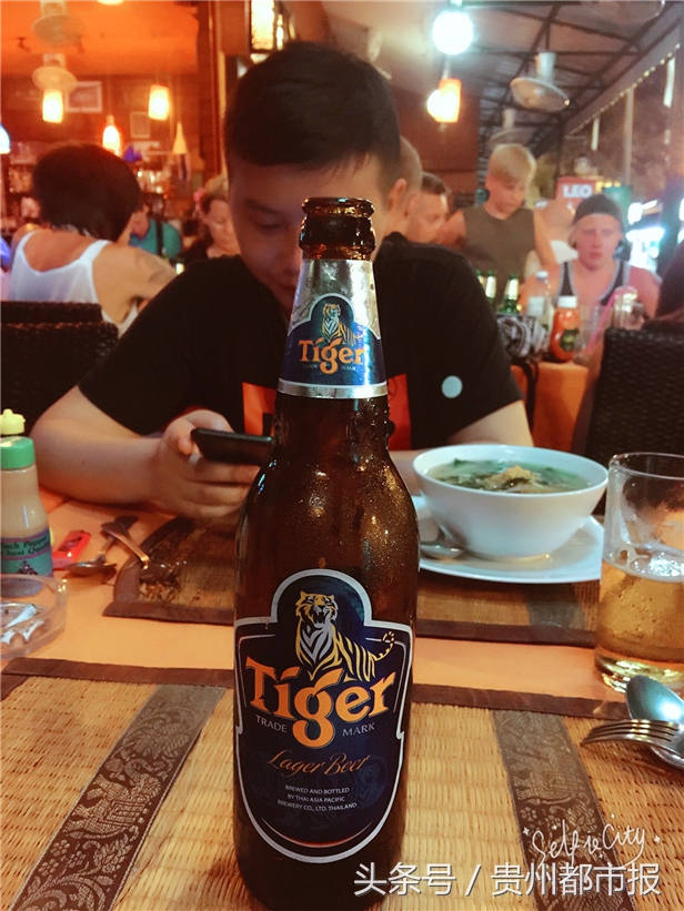 向黔看自驾游视频,泰国十大必吃特色小吃