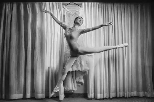 国外创意婚纱摄影作品,激发摄影师灵感的创意婚纱照