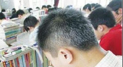 中老年人吃什么才能减少白头发,轻松告别白发问题