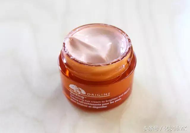 黑眼圈眼霜真的有用吗,黑眼圈眼袋用护肤品可以缓解吗