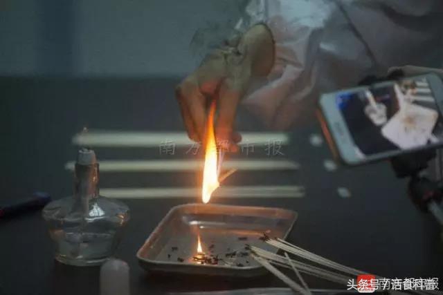 橡胶面条鉴别方法,橡胶面条是正品吗