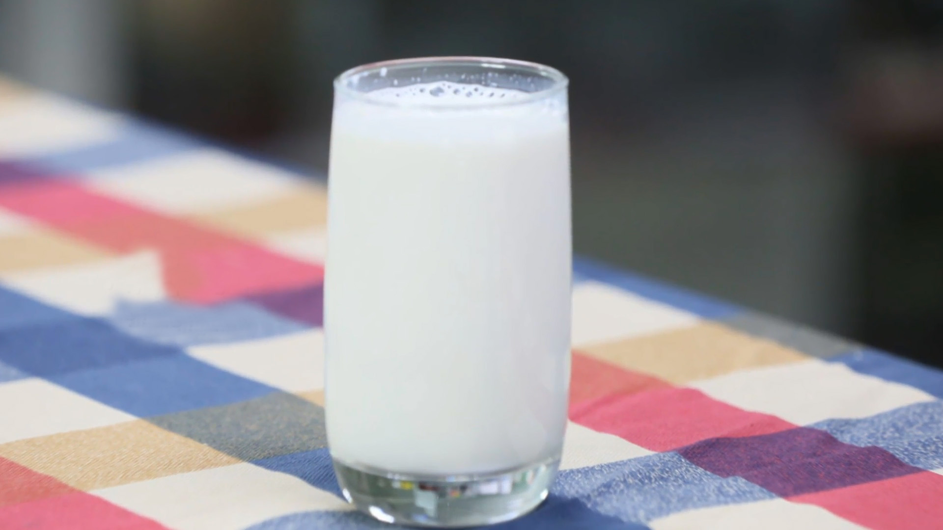 手磨养生核桃露,养颜冰镇核桃露