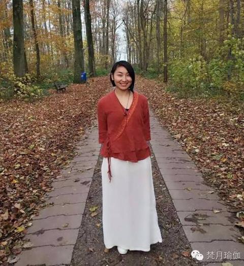 瑜伽女人的简单生活,如何做一个优雅的瑜伽女人