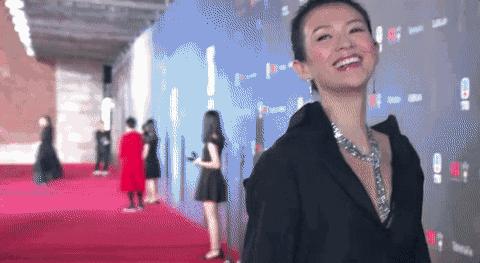 38岁的章子怡演15岁少女疲态满满,39岁章子怡颜值如少女