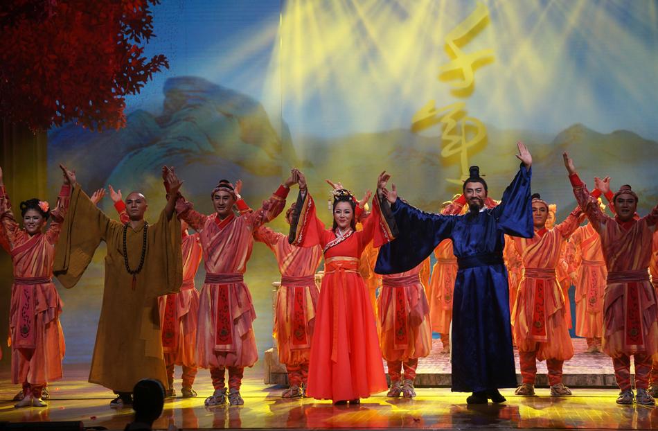 苏东坡与王朝云在西湖,苏东坡西湖遇见王朝云