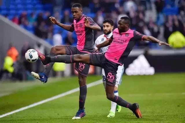 球衣撞色怎么办,图卢兹球衣