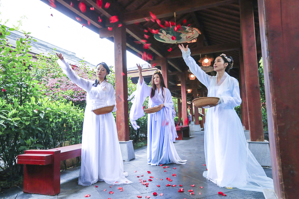 溧阳原始竹林里的这家野奢酒店,溧阳房间内有温泉的酒店叫什么