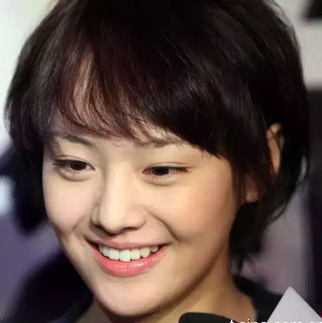 素颜技巧,get起来!伪素颜重点在于眉毛和眼线,明星妆小心机