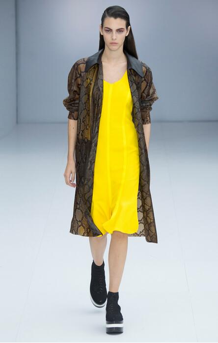 salvatoreferragamo鞋,salvatoreferragamo的私服穿搭