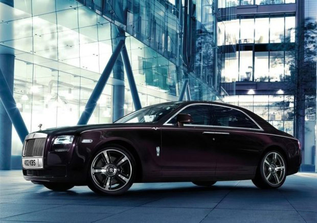 穷玩车富玩表值不值得买,名表和名车哪个好