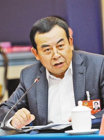 他靠5000块起家,他靠50000块钱起家