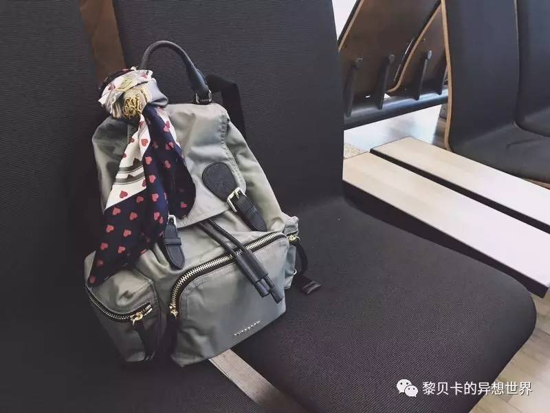 不想出门一出门就烦,不想出去但一出去就很嗨