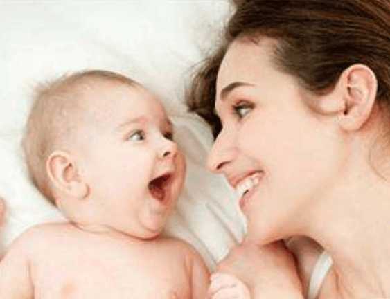 小产后多久可以洗澡洗头发,狗狗产后多久可以洗澡