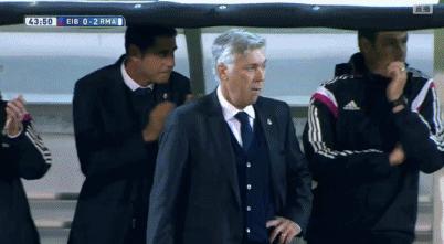 足球搞笑视频c罗把球框搬走,足球搞笑视频c罗梅西