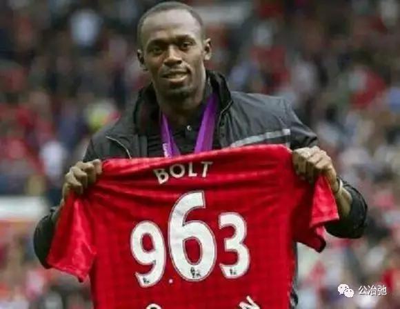 曼联球迷祝鹿晗生日快乐,鹿晗过生日曼联全队送祝福