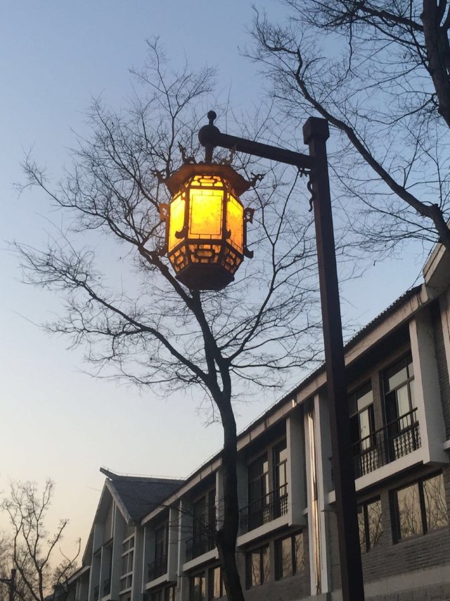 远山如黛原诗,远山如黛什么意思