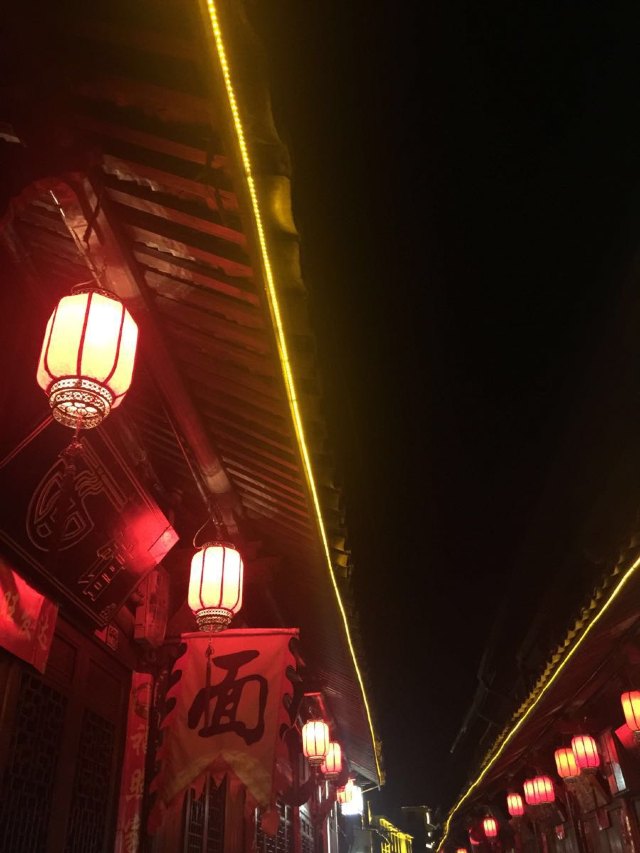 远山如黛原诗,远山如黛什么意思