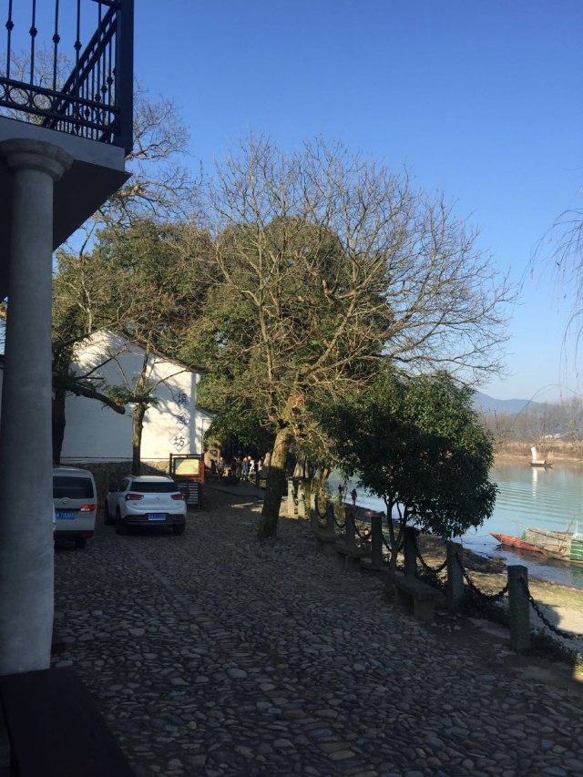 远山如黛原诗,远山如黛什么意思