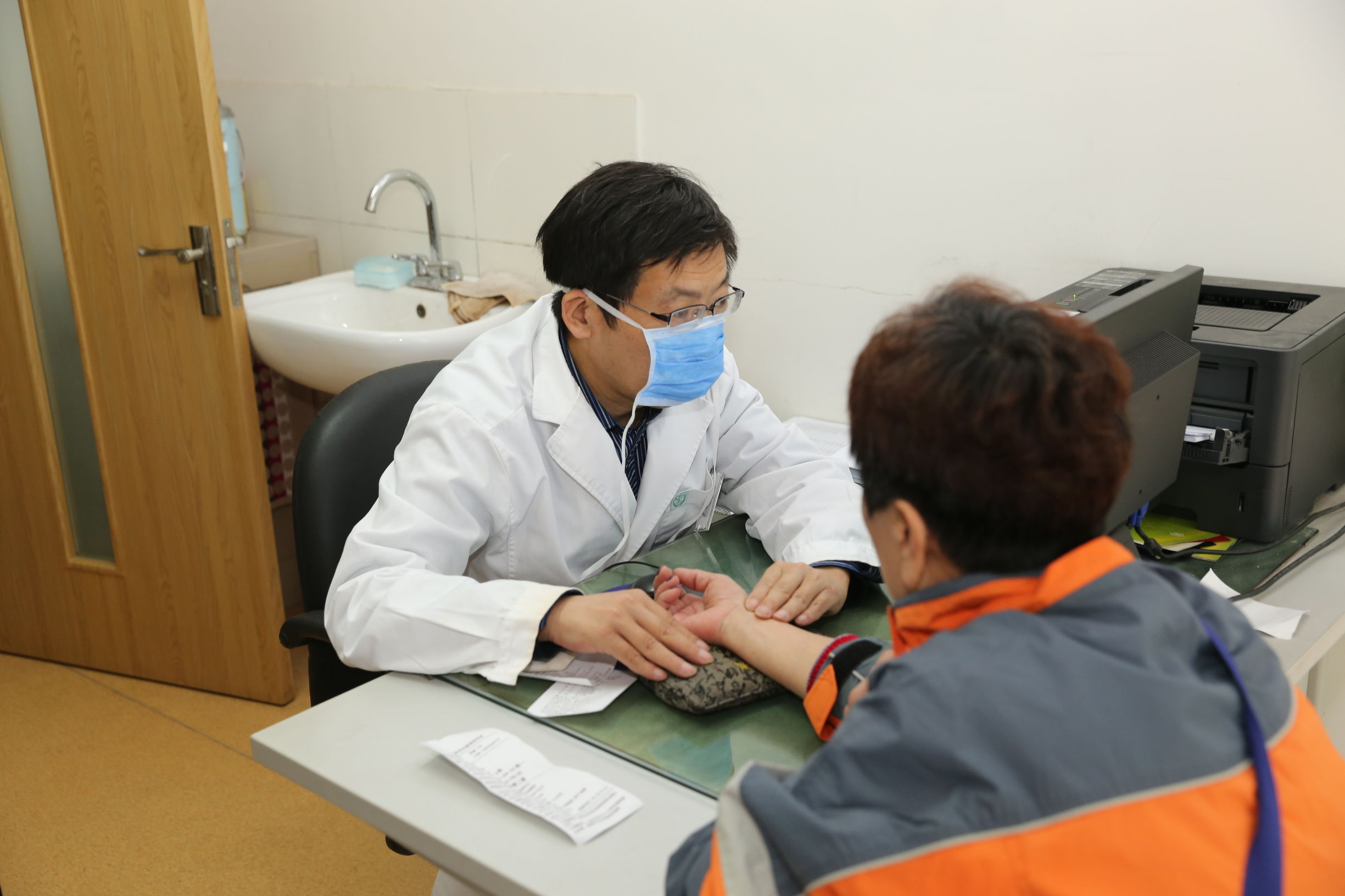 虚弱老人怎么调理,老年衰弱的中医疗法