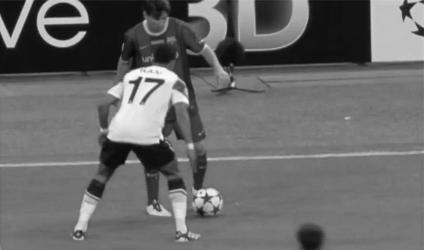 足球实战过人技巧,足球边路扣球过人集锦