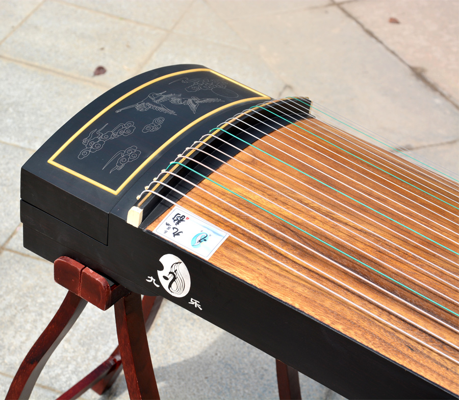 《国色天香》九乐牌非洲檀木古筝