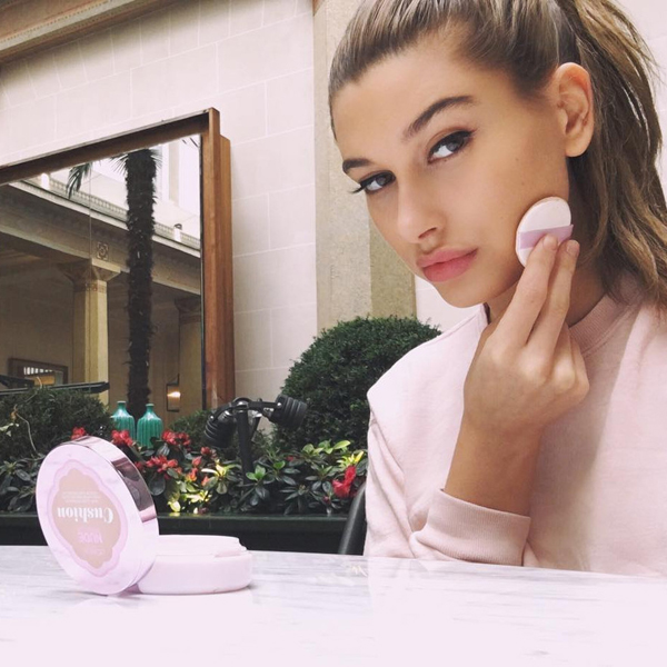 选择越来越多，可化妆包里总是少不了一款气垫粉底