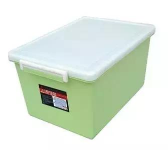 怎样教宝宝把纸对折,跟宝宝一起折纸