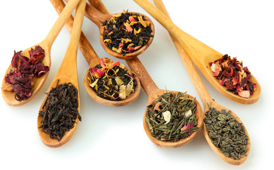 手心出汗怎样调理最好,女性手心脚心出汗怎么调理