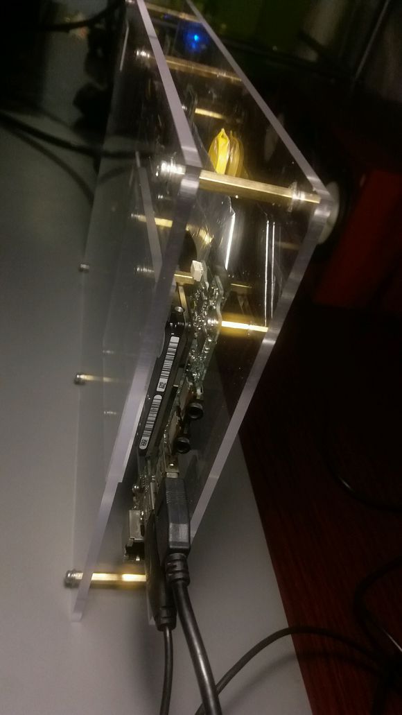 旧办公电脑机箱diy,diy木制笔记本电脑机箱