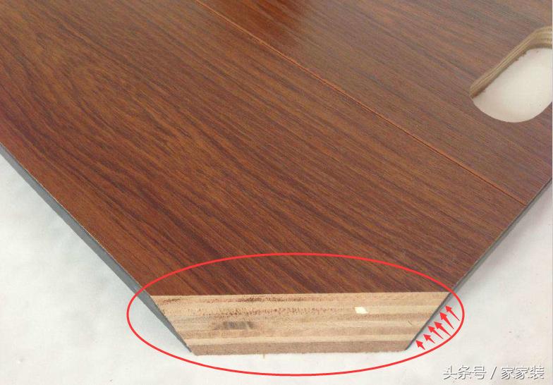 地板买复合地板还是实木地板好,地板选瓷砖还是木地板好呢